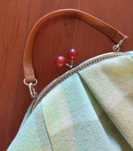 Load image into Gallery viewer, Woolen Blanket Tote Bags