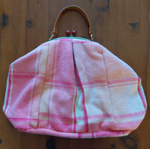 Load image into Gallery viewer, Woolen Blanket Tote Bags
