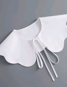 White Scalloped Collar